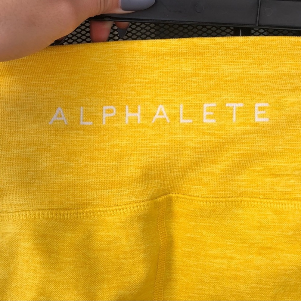 ALPHALETE LEGGINGS✨ yellow